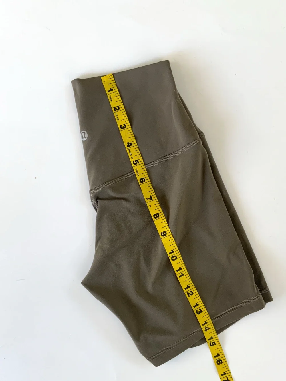 Lululemon Taupe Biker Shorts Size 4 LW7BT3S